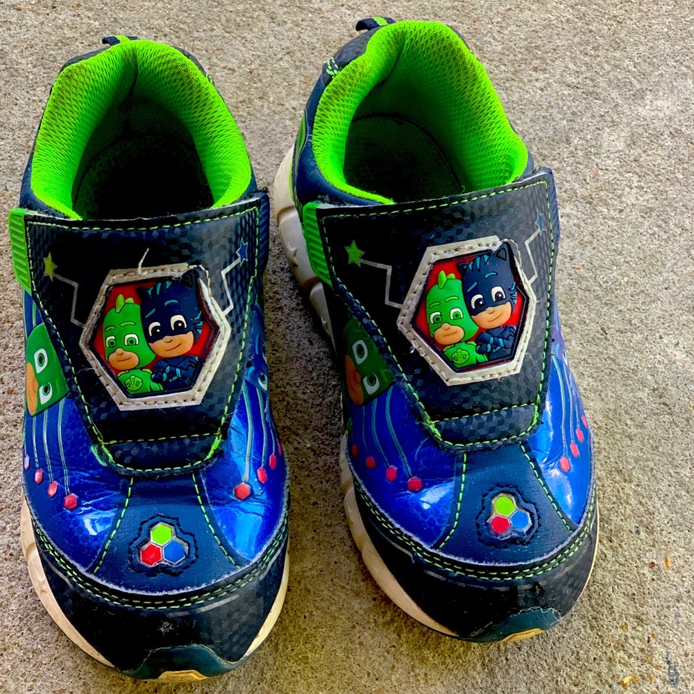 PJ Masks light up shoes